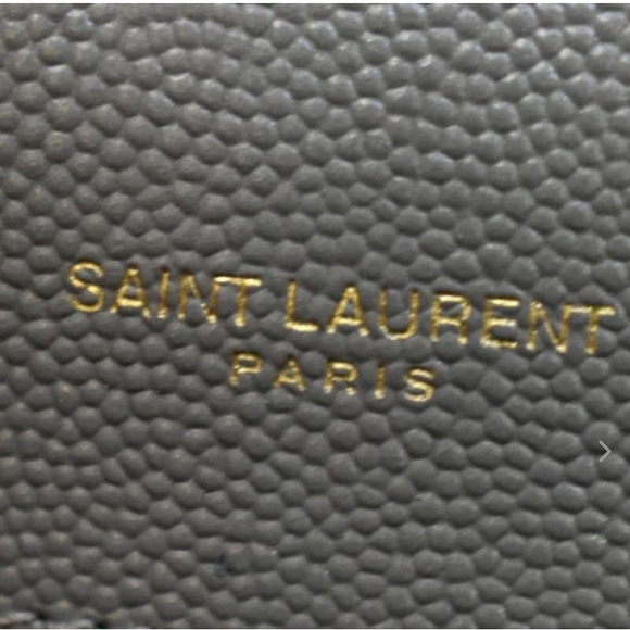 Saint Laurent Grain De Poudre Textured Mixed Matelasse Medium in Fog Like New - Picture 8 of 11